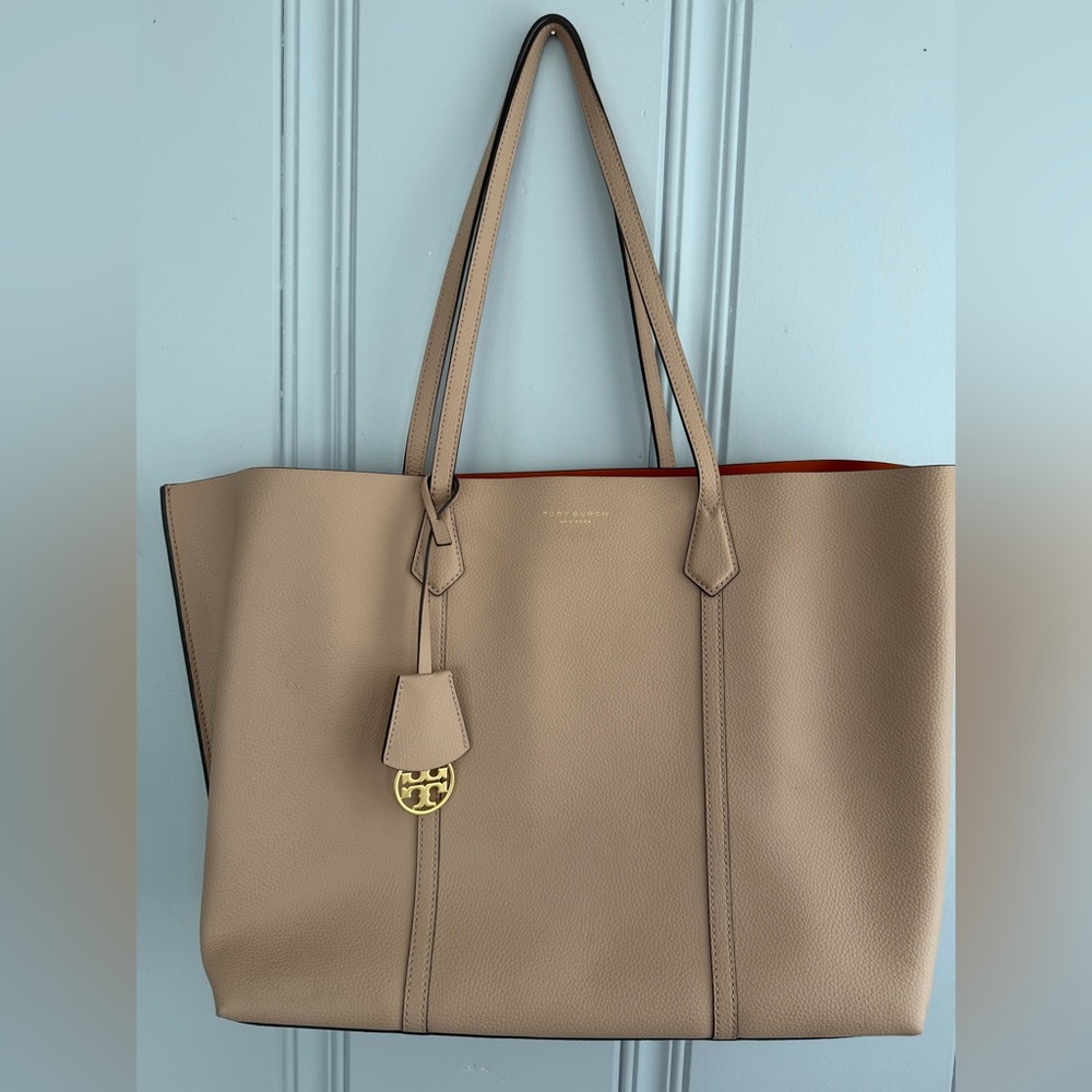 Tory Burch Perry Tote/ Color is Devon Sand